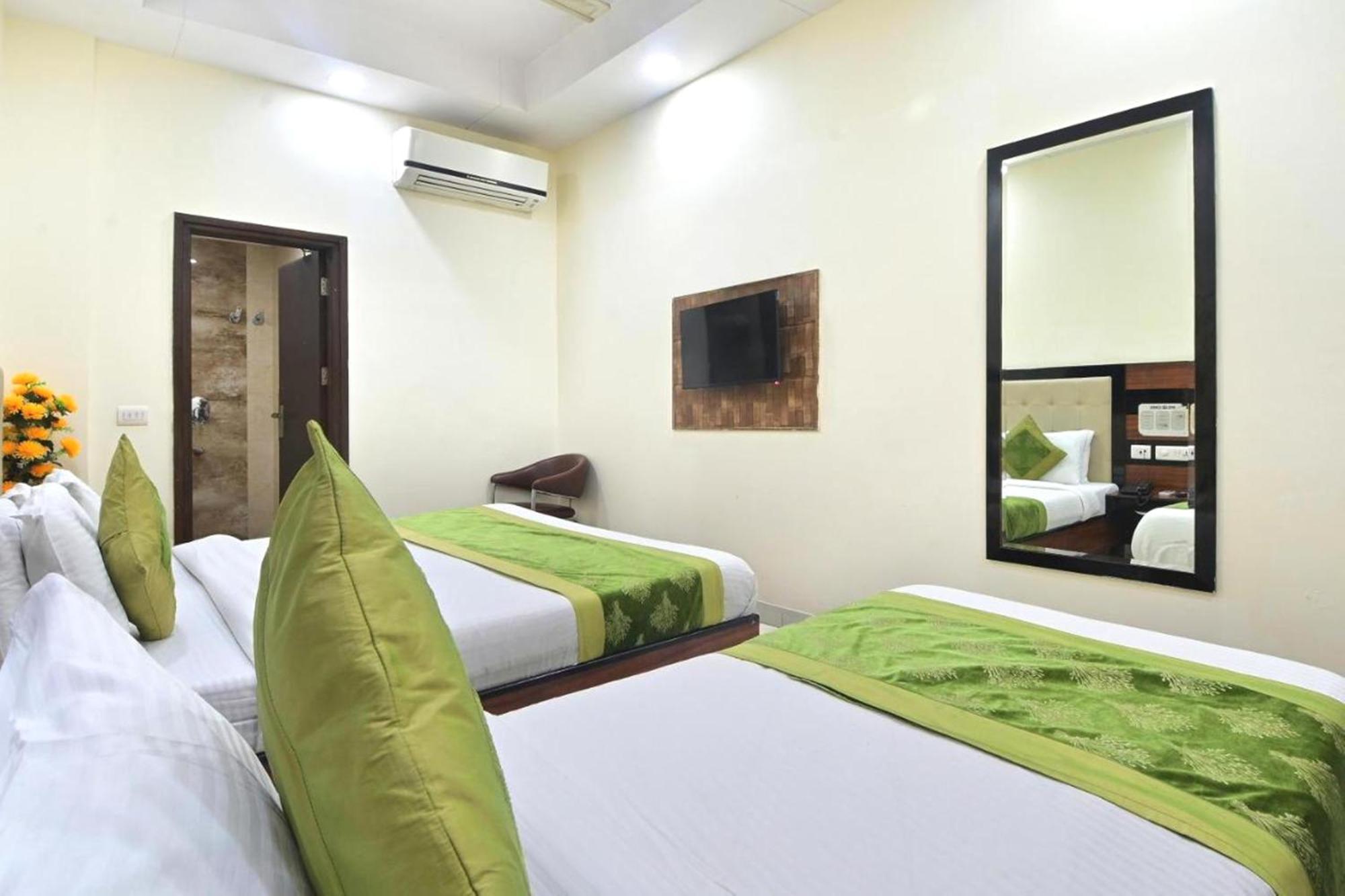 Hotel Emporio View - New Delhi Railway Station - Paharganj 外观 照片